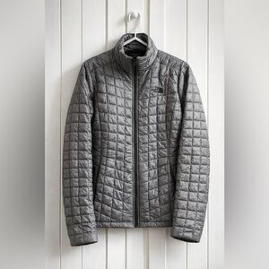 The North Face ThermoBall Jacket Women’s Small Gray Quilted Packable Lightweight